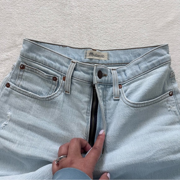 Madewell Petite Balloon Distressed Jeans in Baleberry Wash Size 25 Petite - Picture 7 of 12